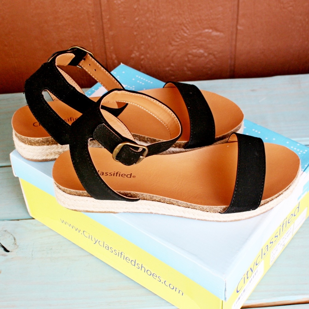 City Classified Tacoma Espadrille Sandals Black - Picture 3 of 4
